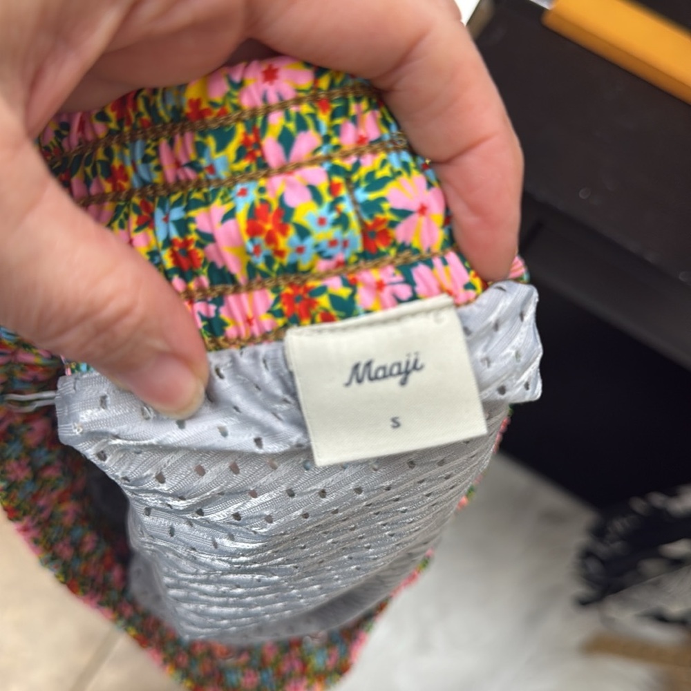 Maaji small men’s floral drawstring swim trunks like new board shorts - Picture 7 of 12